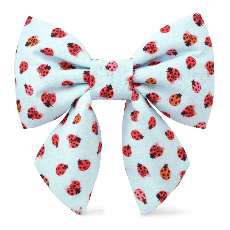 - Elderly dog ​​joint care mattressLove Bug Lady Dog Bow
