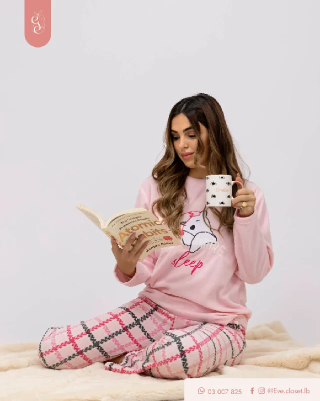 - ​​Pet toys under    yuanEVE.CLOSET Ladies' Polar Pajamas
